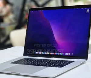 New Laptop Apple MacBook Pro 2017 16GB Intel Core I7 SSD 512GB