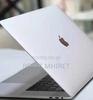 New Laptop Apple MacBook Pro 2017 16GB Intel Core I7 SSD 512GB