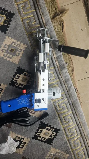 Photo - Electric Carpet Tufting Gun