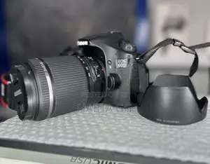 Photo - Canon 60d 18-200mm Brand New