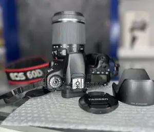 Canon 60d 18-200mm Brand New