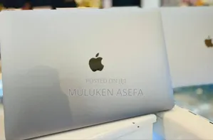 Photo - New Laptop Apple MacBook Pro 2019 32GB Intel Core I5 SSD 1T