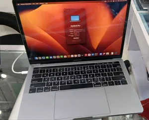 New Laptop Apple MacBook Pro 2019 8GB Intel Core I5 SSD 128GB