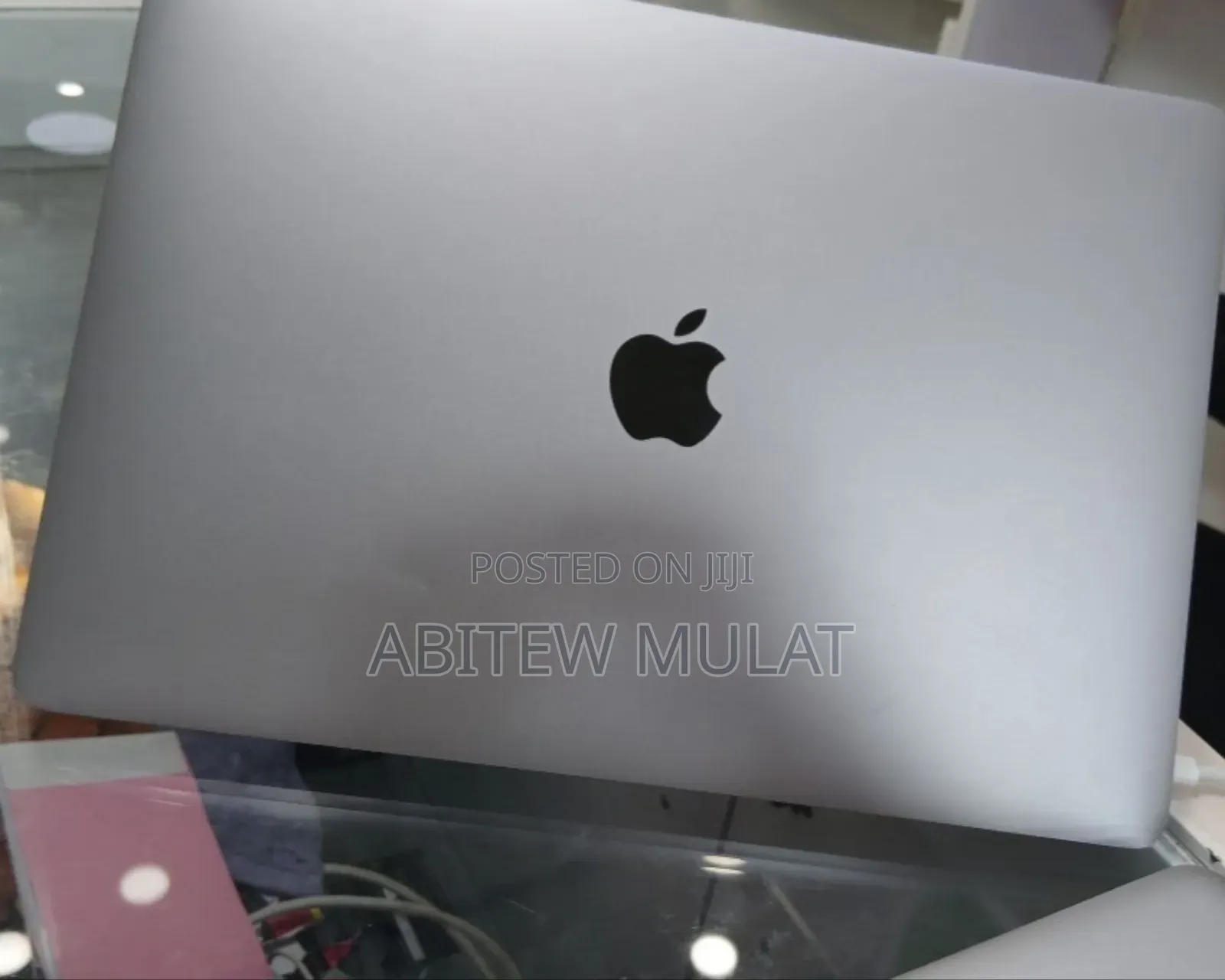 New Laptop Apple MacBook Pro 2019 8GB Intel Core I5 SSD 128GB