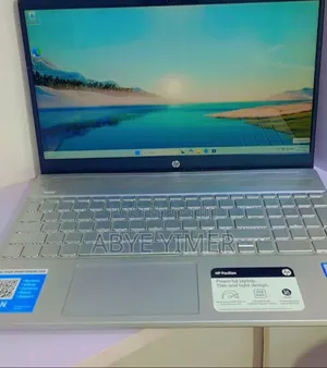 New Laptop HP Pavilion 15 8GB Intel Core I7 SSD 256GB