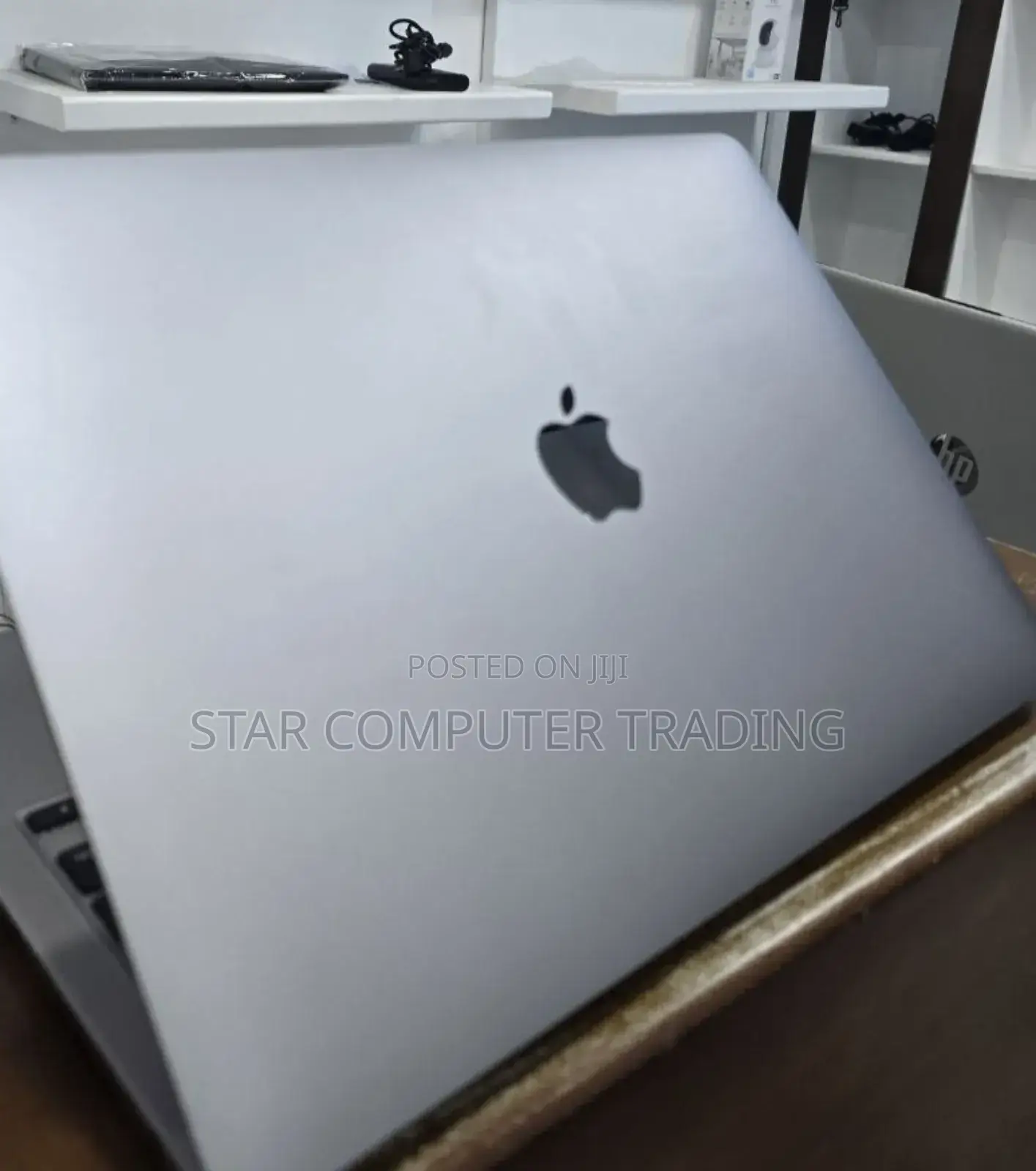 New Laptop Apple MacBook Air 2020 M1 8GB Apple M1 SSD 256GB