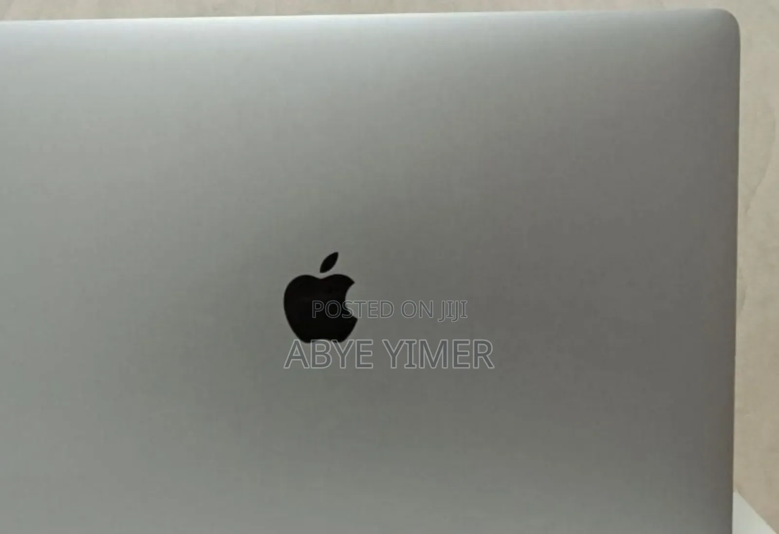 New Laptop Apple MacBook Pro 2017 16GB Intel Core I7 SSD 512GB