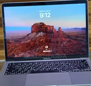 Photo - New Laptop Apple MacBook Pro 8GB Apple M2 SSD 256GB
