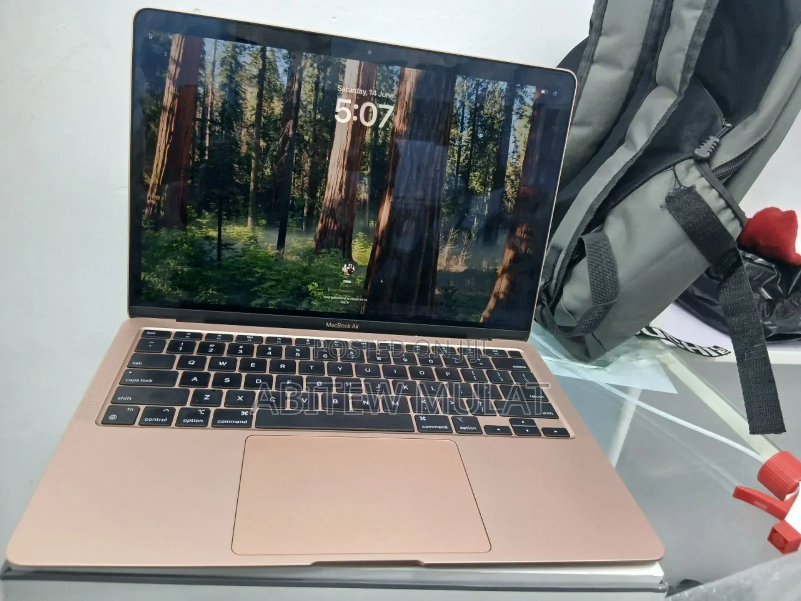 New Laptop Apple MacBook Air 2020 M1 8GB Apple M1 SSD 256GB