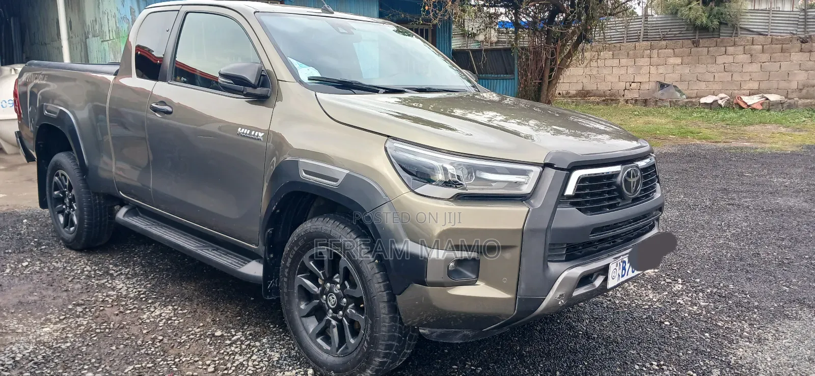 Toyota Hilux 2021 Blue