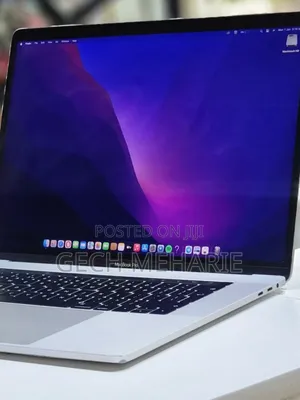New Laptop Apple MacBook Pro 2017 16GB Intel Core I7 SSD 512GB