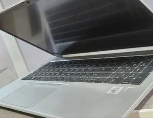 New Laptop HP EliteBook 850 G8 16GB Intel Core I7 SSD 512GB