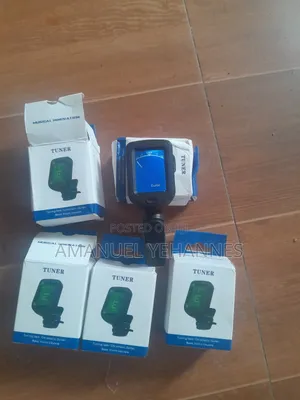 Photo - Guitar Tunner
