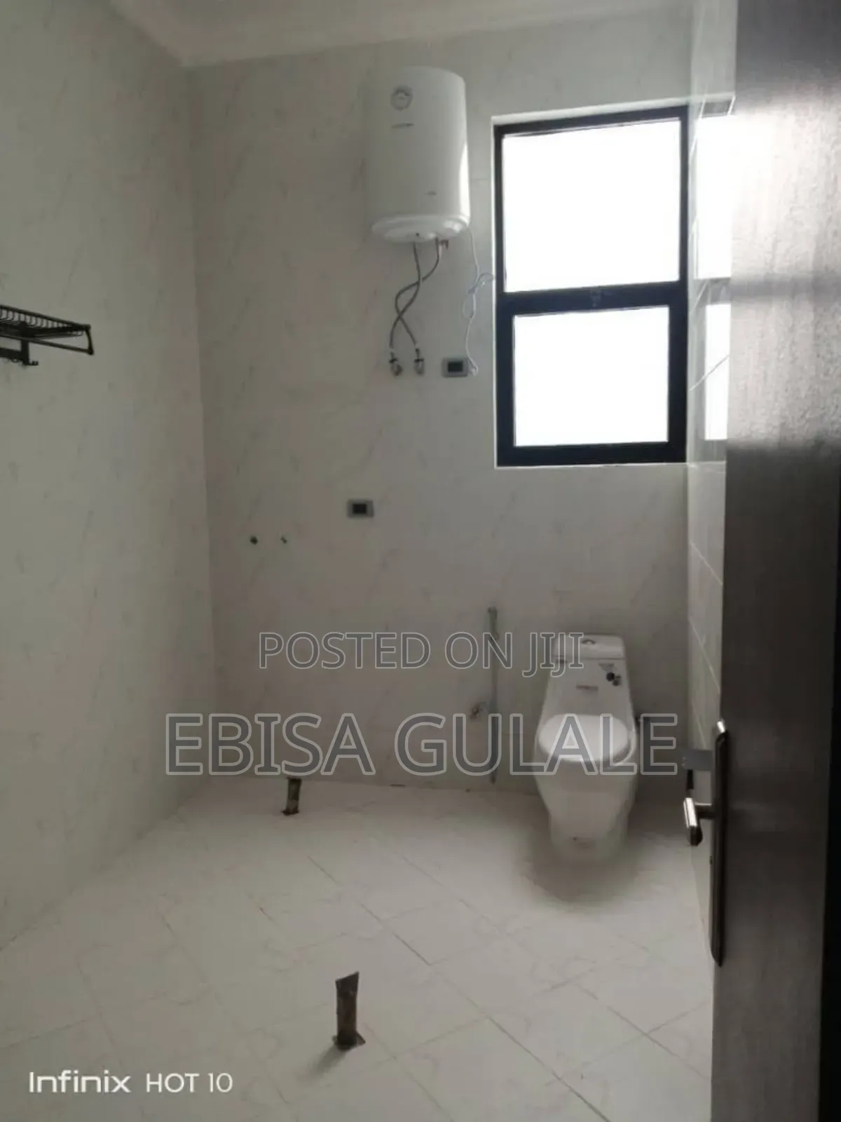 Furnished 5bdrm Farm House in Yeka for sale