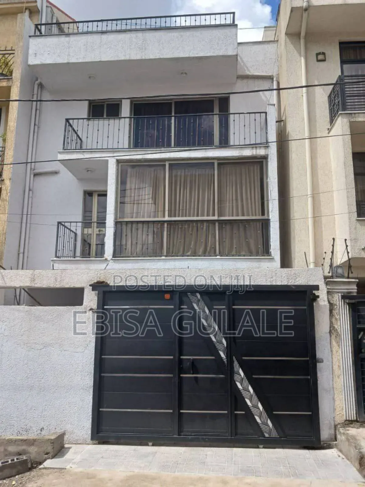 Furnished 4bdrm Farm House in Yeka for sale