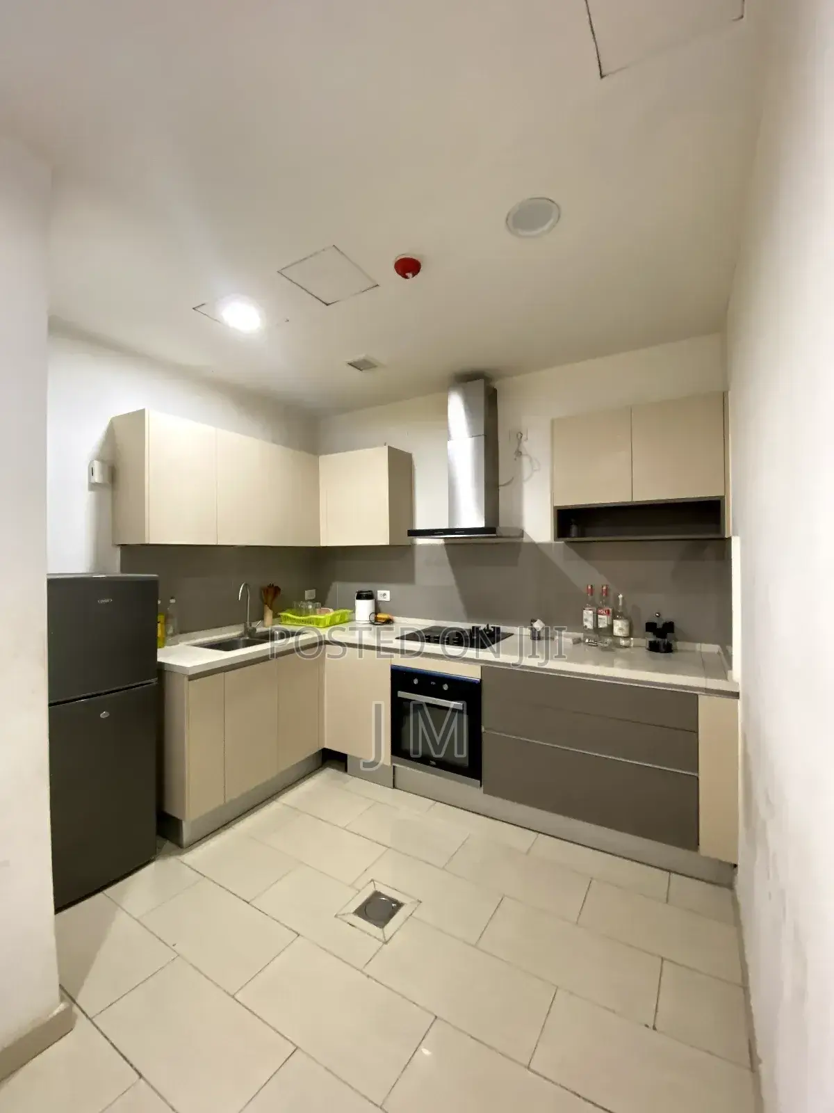 Furnished 3bdrm Apartment in Kirkos for rent