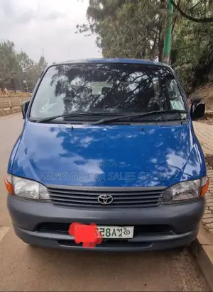Photo - Toyota HiAce 2006 Blue