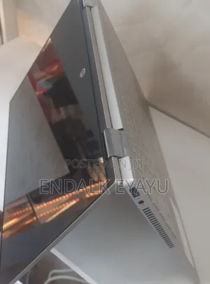 New Laptop HP Pavilion X360 8GB Intel Core I5 SSD 256GB