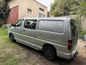 Toyota HiAce 2008 Silver