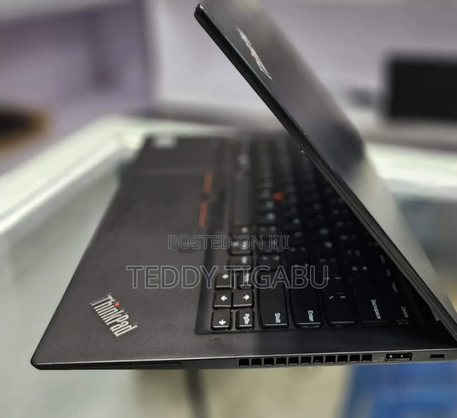 New Laptop Lenovo ThinkPad T14 32GB Intel Core I7 SSD 512GB