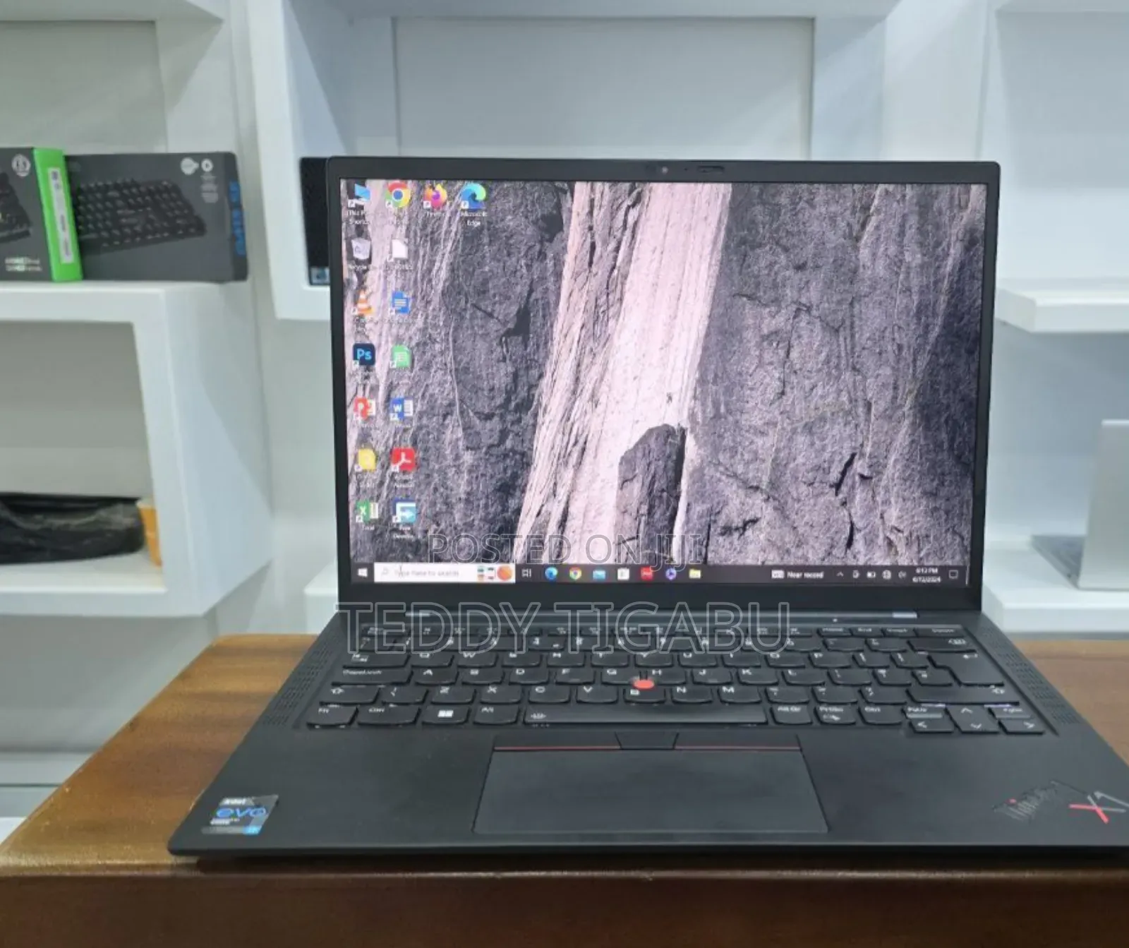 New Laptop Lenovo ThinkPad X1 Carbon 16GB Intel Core I7 SSD 512GB