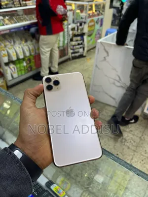 New Apple iPhone 11 Pro Max 256 GB