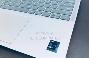 New Laptop Dell Inspiron 15 16GB Intel Core I7 SSD 1T