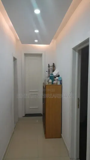 7bdrm House in G+2, Yeka for rent