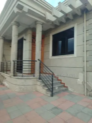 Photo - 5bdrm Villa in House, Yeka for rent