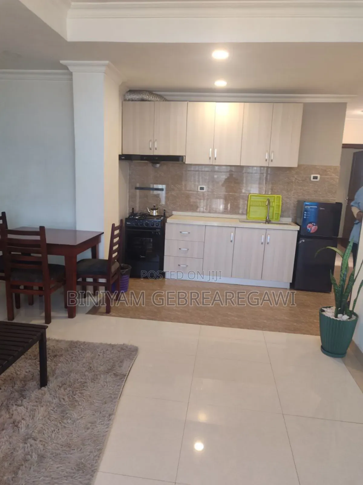 Furnished 2bdrm Apartment in Apartment, Yeka for rent