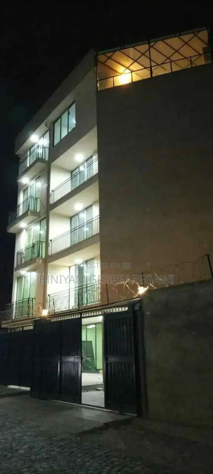 7bdrm House in G+3, Yeka for rent