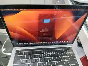 New Laptop Apple MacBook Pro 2019 8GB Intel Core I5 SSD 128GB