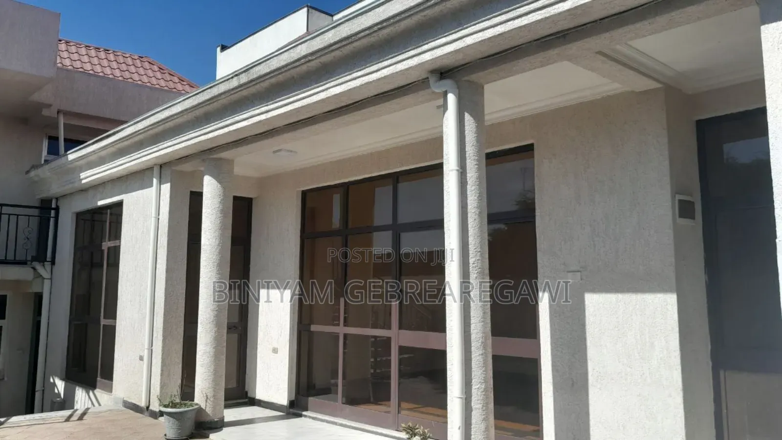 5bdrm Villa in House, Yeka for rent