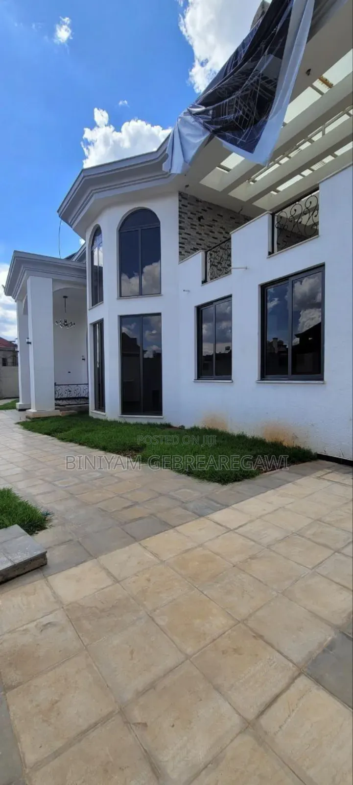 7bdrm House in G+3, Yeka for rent