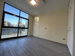 7bdrm House in G+3, Yeka for rent