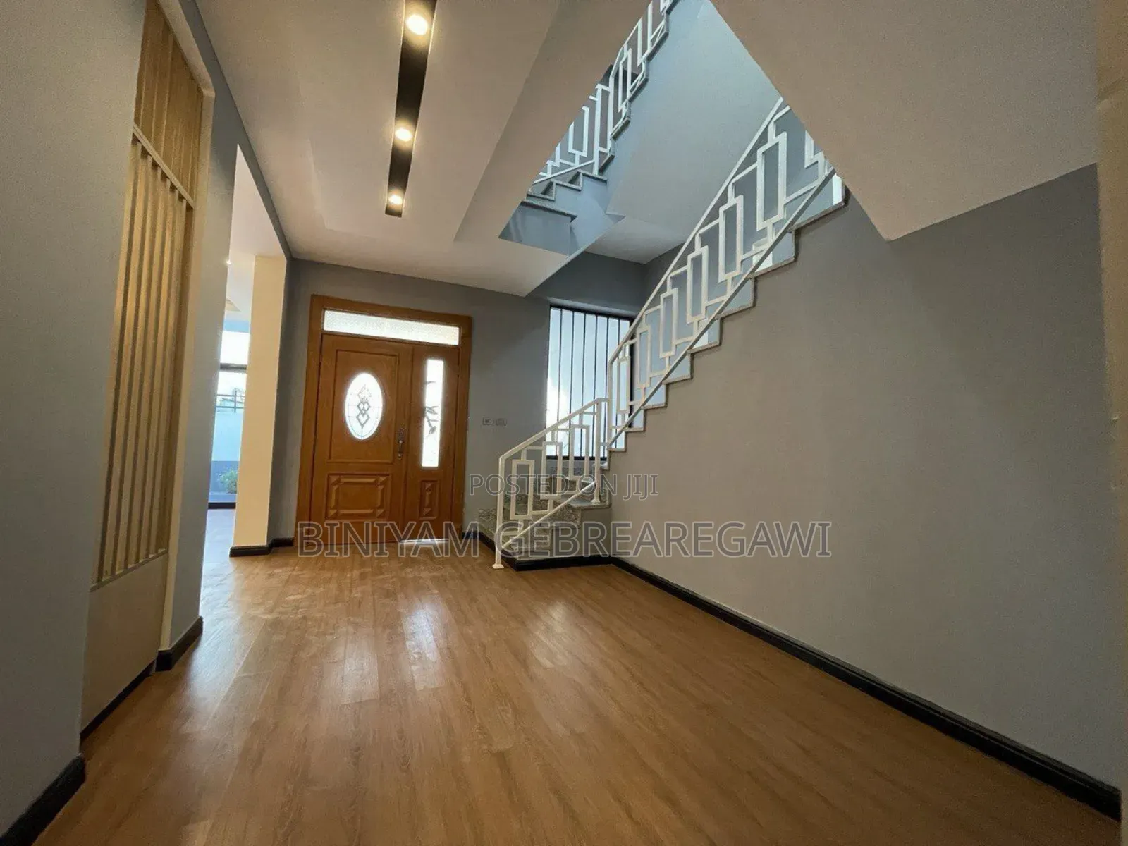 6bdrm House in G+3, Yeka for rent