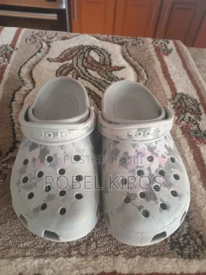 Photo - Colorfull Crocs