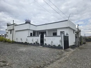 Photo - 3bdrm House in L Shape, Yeka for rent