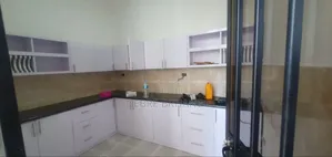 3bdrm House in L Shape, Yeka for rent