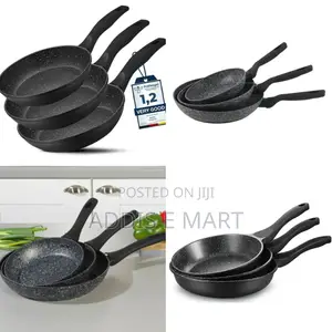 Photo - Momcoc Non Stick Fraying Pan