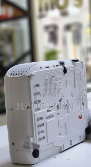 11brand New Epson Projector
Model Name: Eb -X49