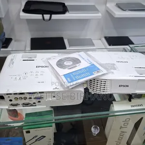 Photo - Projector LCD