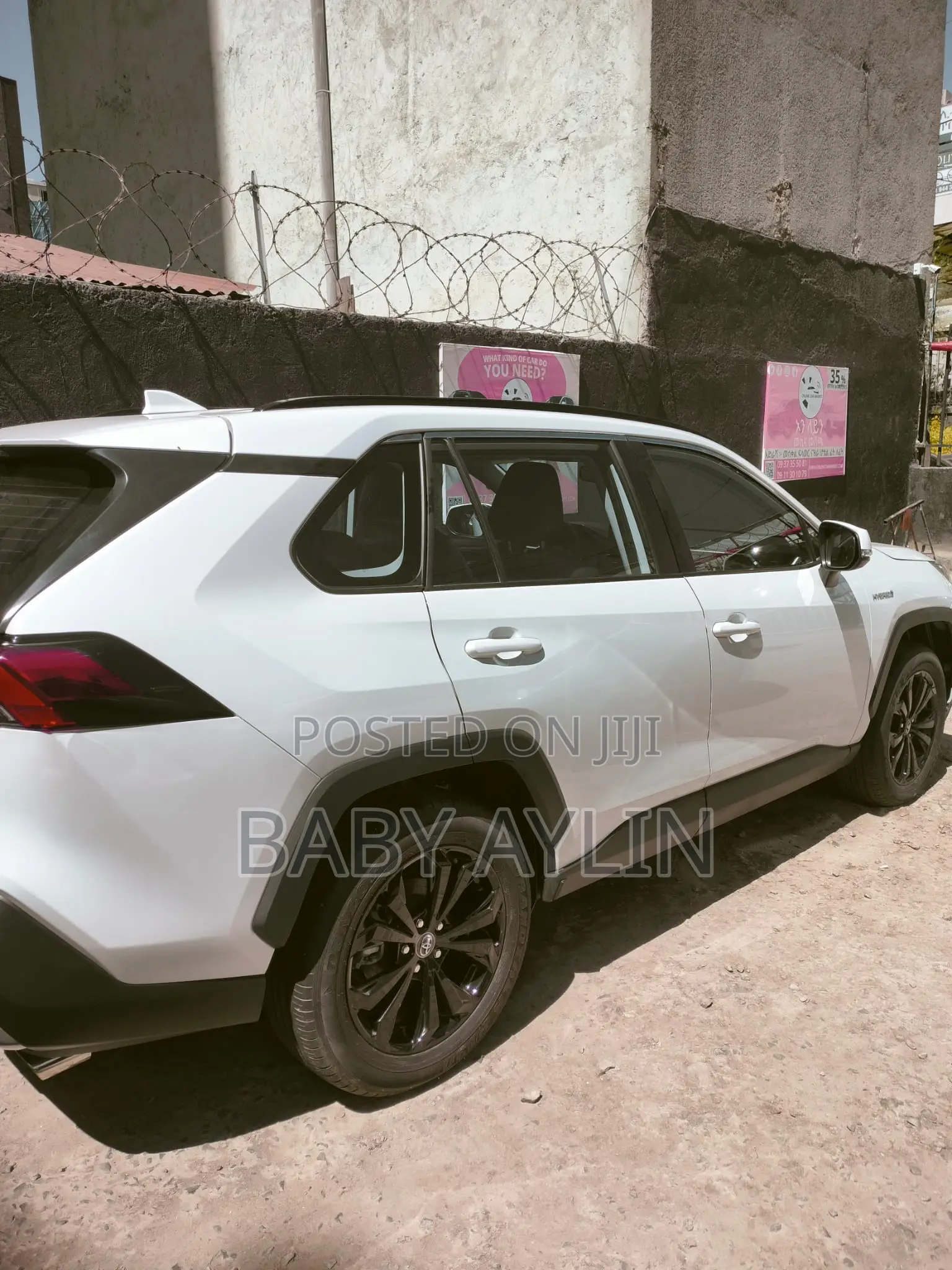 New Toyota RAV4 Hybrid 2024 White