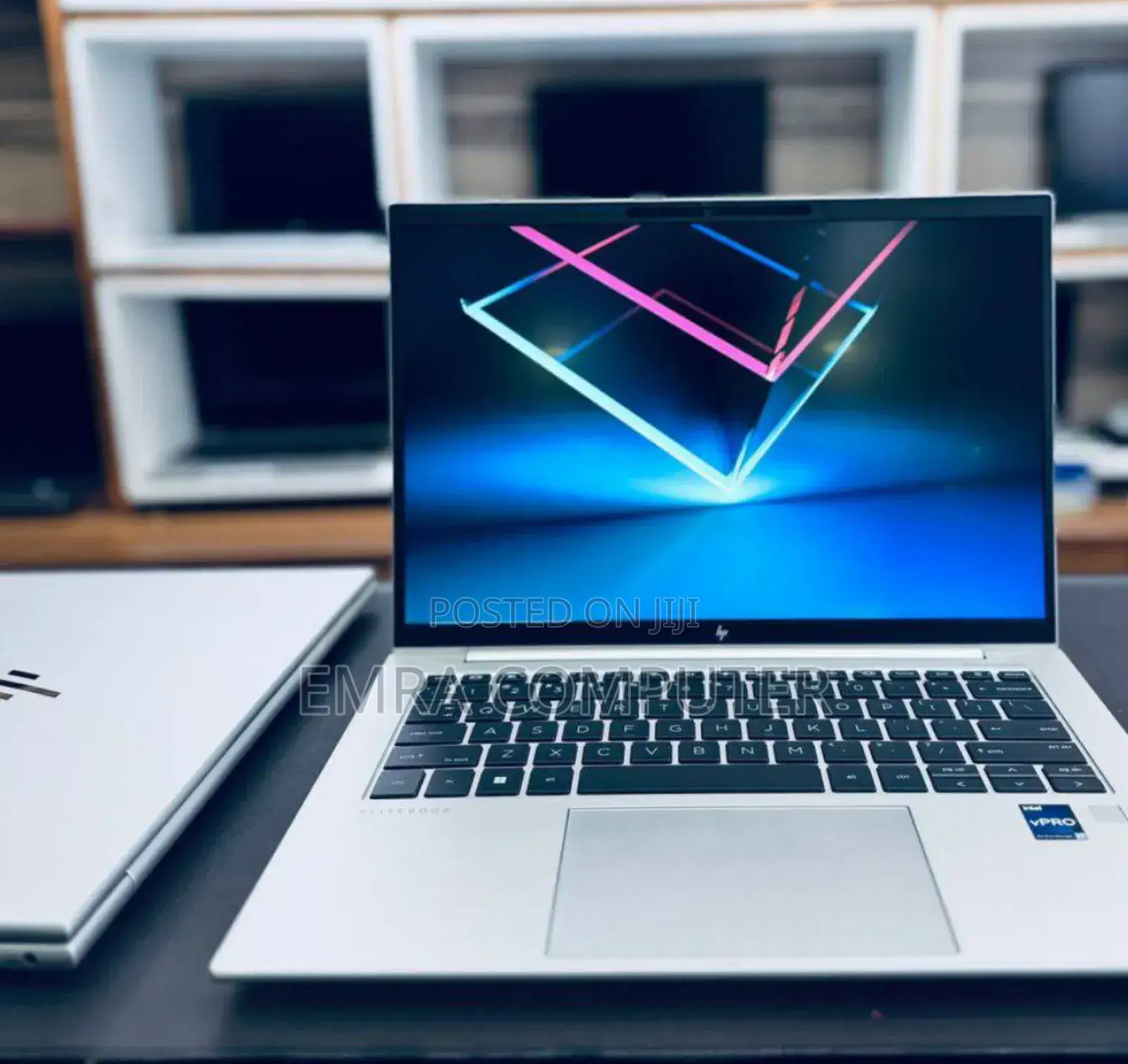 New Laptop HP EliteBook 840 10 16GB Intel Core I7 SSD 512GB