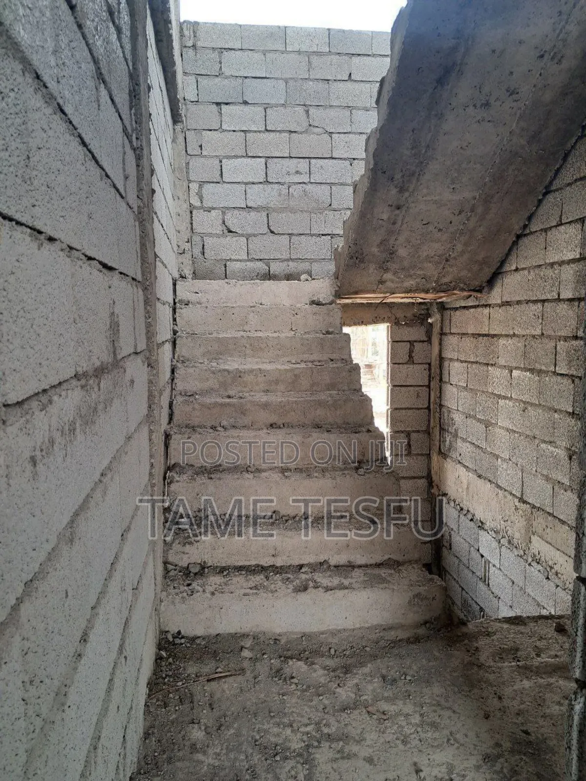 Furnished 5bdrm House in Hayat, Bole for sale