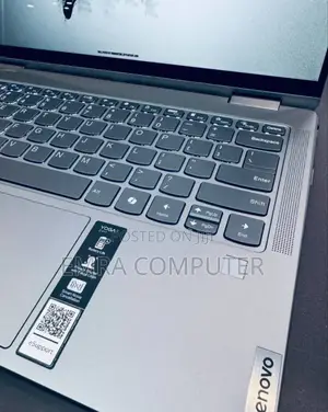 New Laptop Lenovo Yoga 7i 8GB AMD Ryzen 5 SSD 512GB