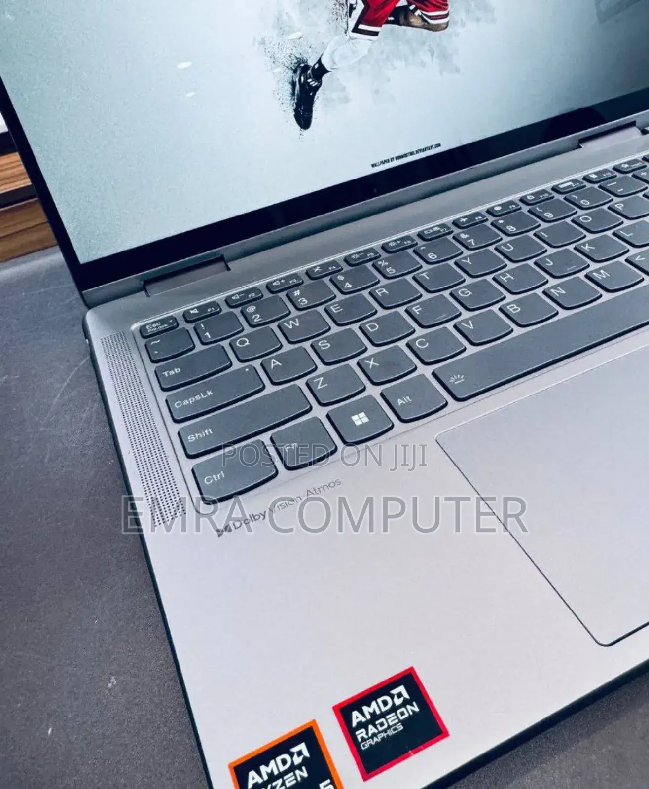 New Laptop Lenovo Yoga 7i 8GB AMD Ryzen 5 SSD 512GB