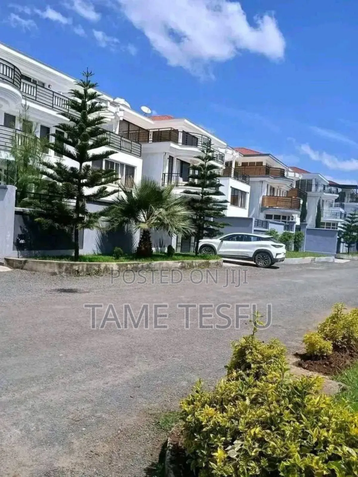 Furnished 6bdrm House in Hayat, Bole for sale