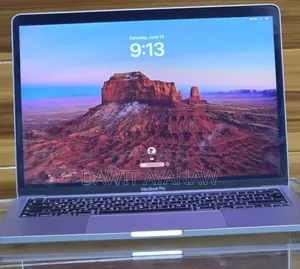 New Laptop Apple MacBook Pro 2022 M2 8GB Apple M2 SSD 256GB