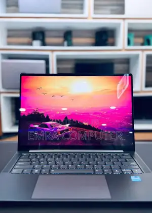 New Laptop Lenovo Yoga 7i 32GB Intel Core I7 SSD 1T